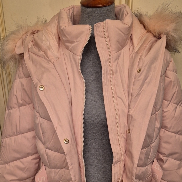 Michael Kors - Belted Parka jacket with faux fur trim on Hood - Blush Pink - Picture 2 of 10